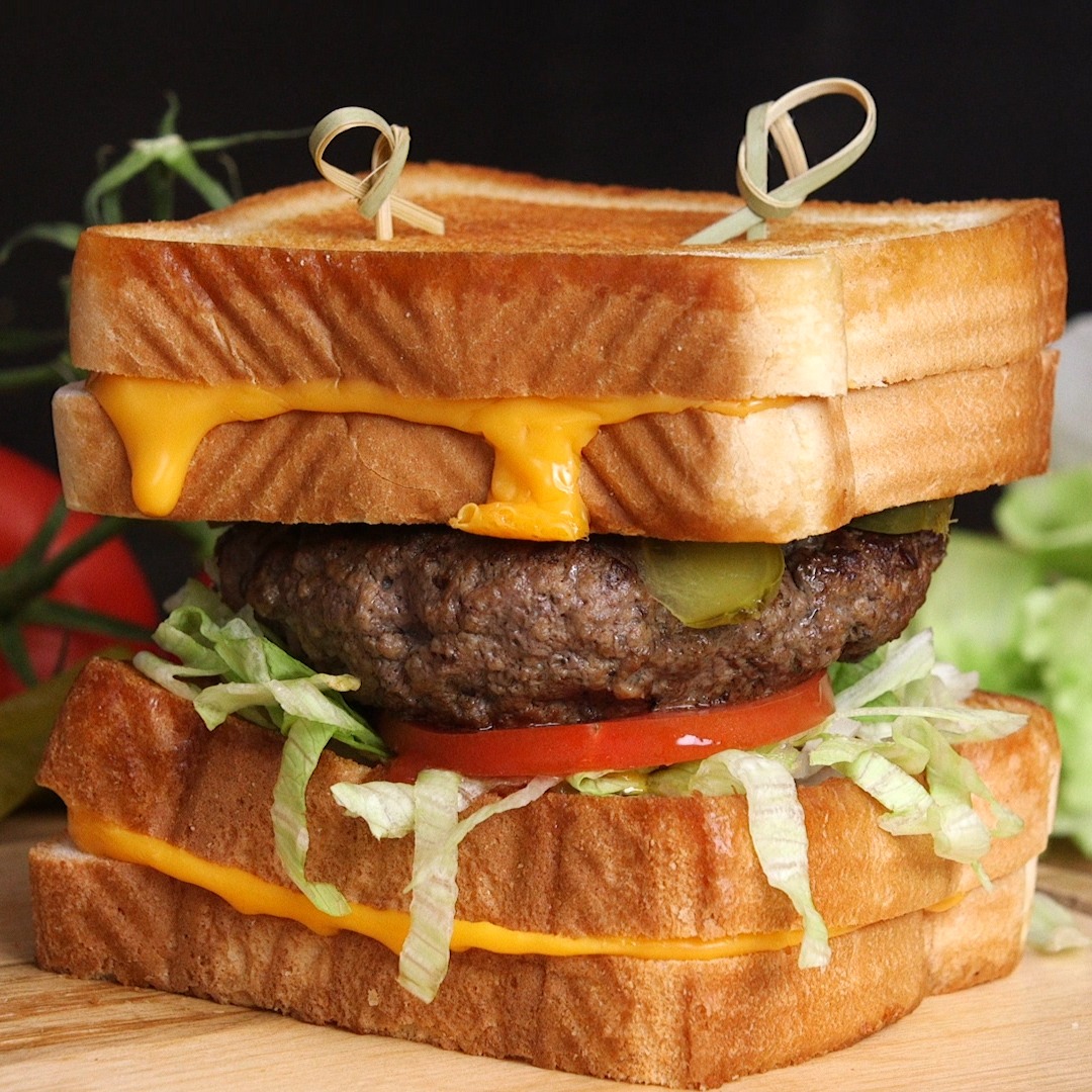 grilled cheeseburger