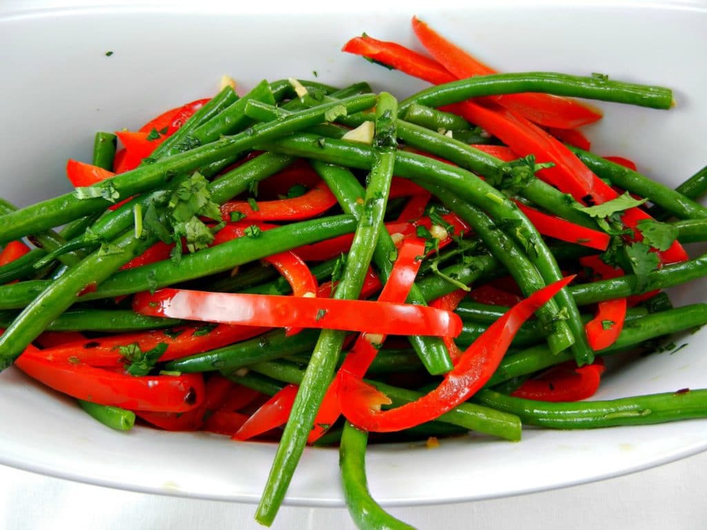 green beans and red peppers