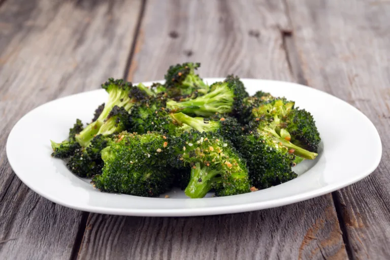 Garlicky Roasted Broccoli
