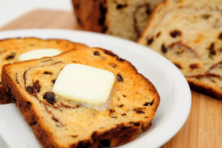 Cinnamon Raisin Bread scaled