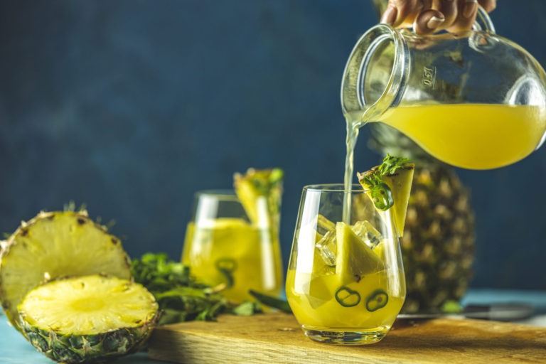 pineapple margarita scaled