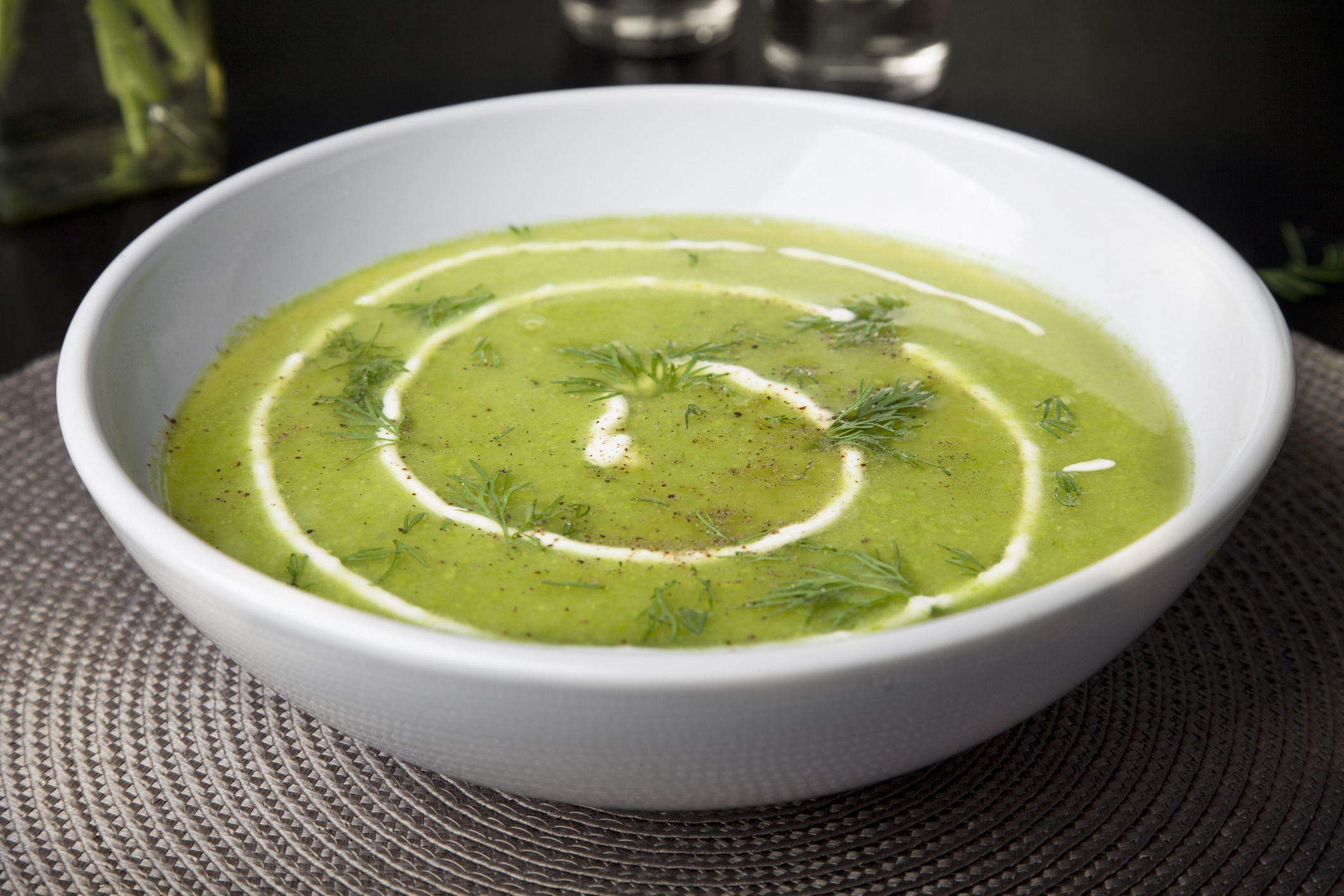 fresh pea soup with dill 15327115
